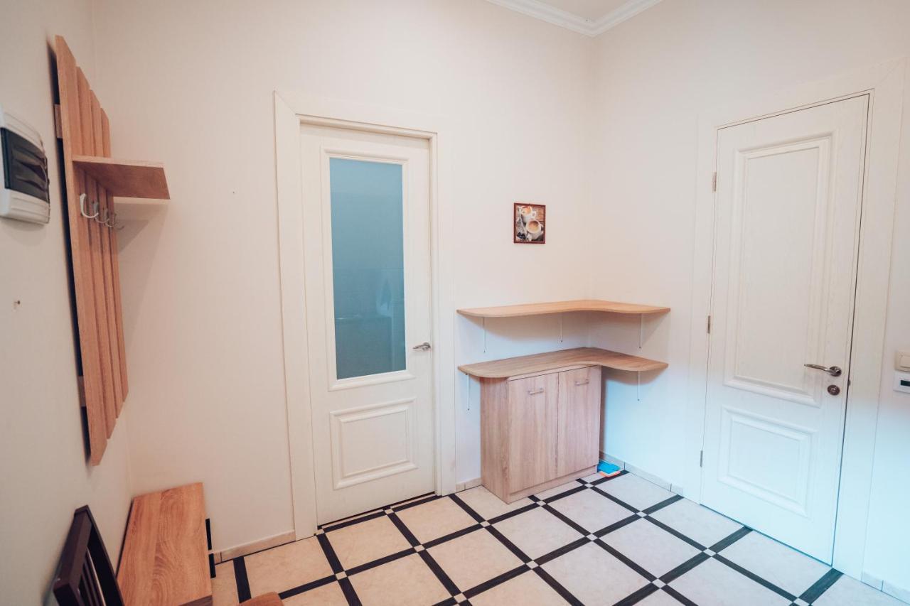 Wonderful Flat On City Center Uzhhorod Εξωτερικό φωτογραφία
